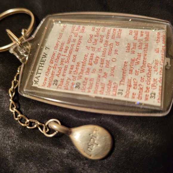 Bible Scripture Keychain with Dangle Pendant Inscribed "Inspire" - Picture 3 of 3